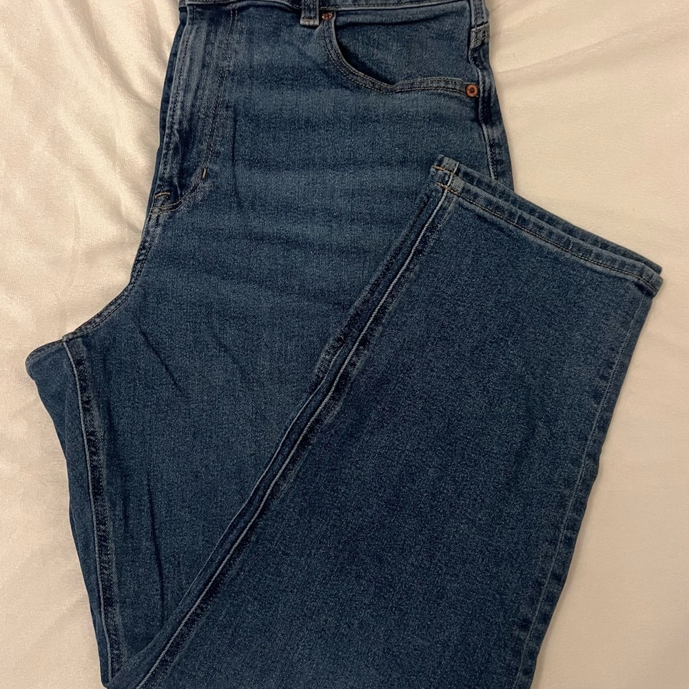 American Eagle Outfitters Medium Wash Mom Jeans